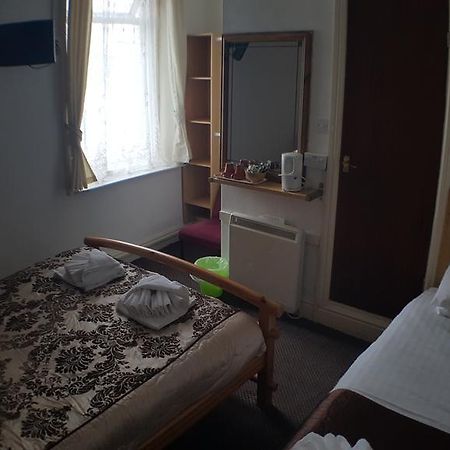 Bed and Breakfast The Manuela Rose Blackpool Zewnętrze zdjęcie